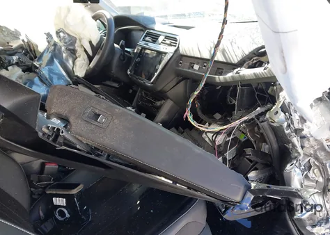 2022 Volkswagen Tiguan 2.0T Se z USA, uszkodzony, nr VIN 3VV2B7AX0NM169500